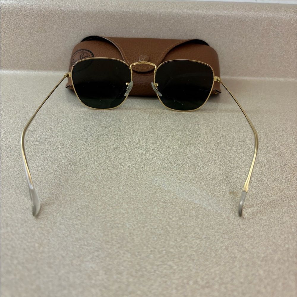 Ray-Ban sunglasses - Picture 2 of 3